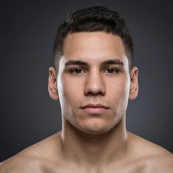 Manuel Avila headshot